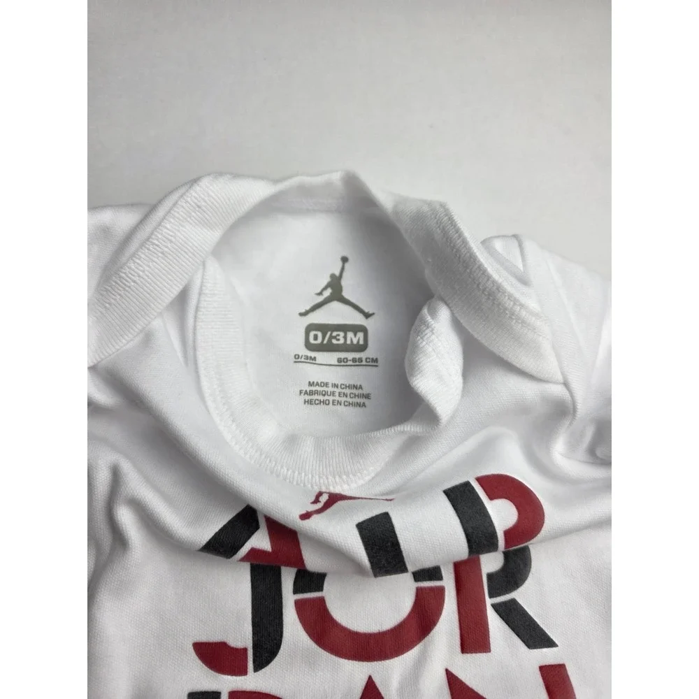 Nike Air Jordan Baby Short Sleeve One Piece Size Infant 0-3 Months NWT white‎